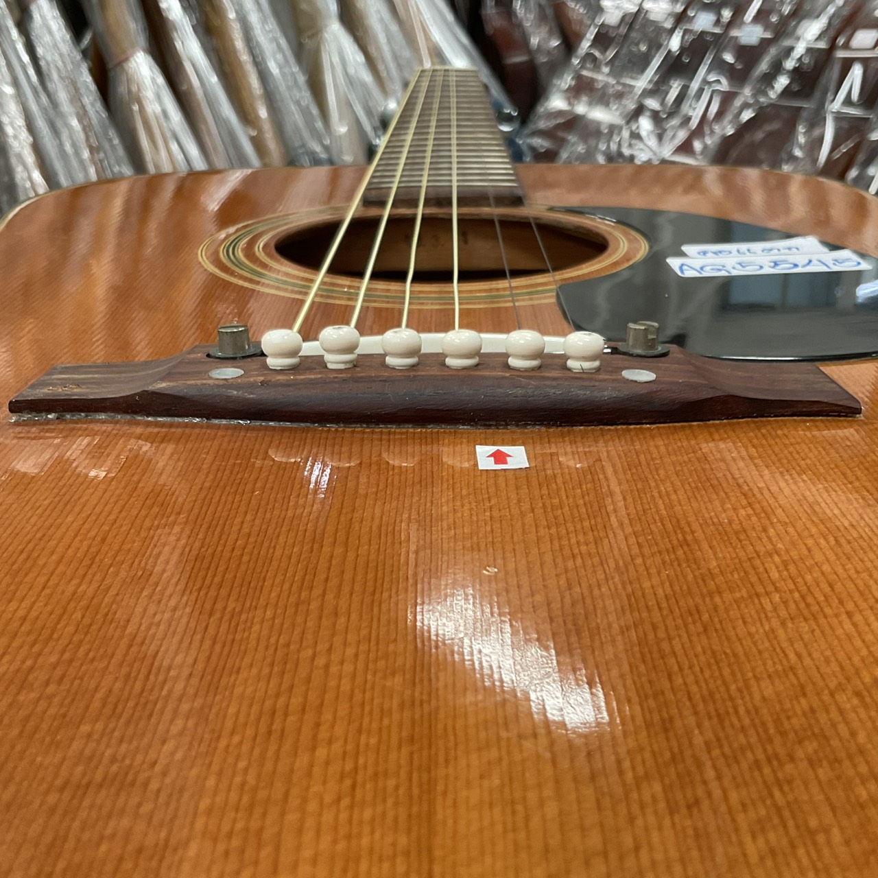 กีต้าร์โปร่ง Marchis : M130