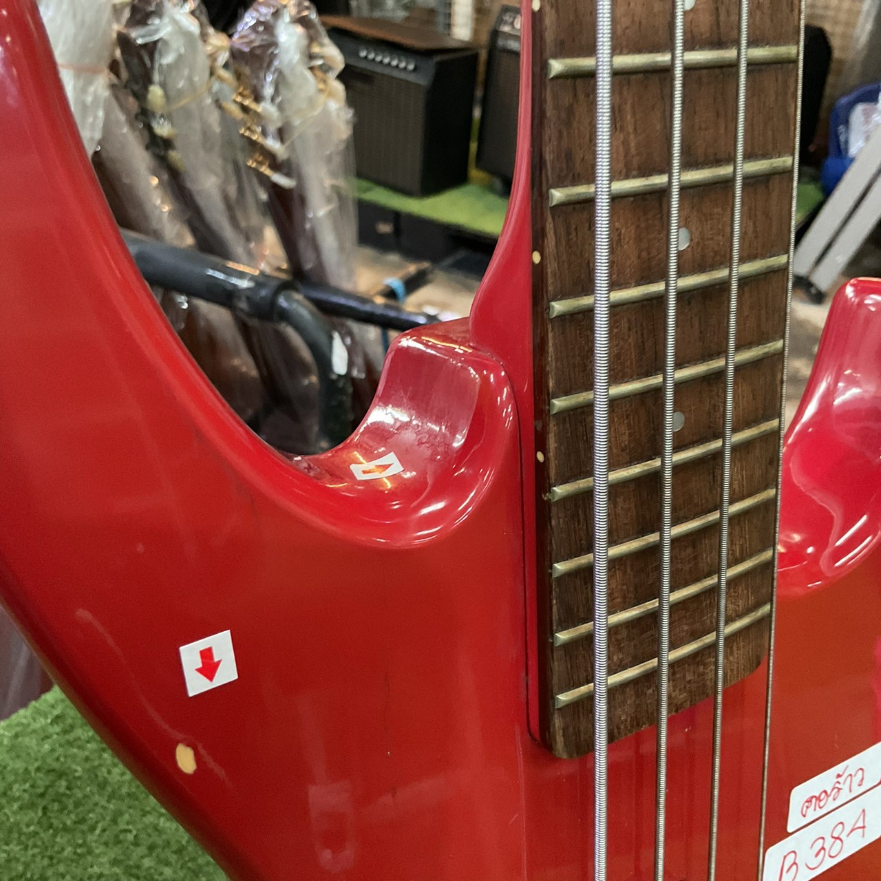 กีต้าร์เบส Aria Pro II : VANGUARD