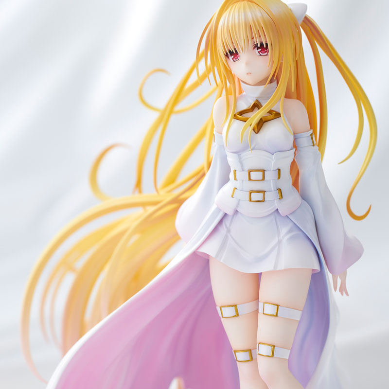 To Love-Ru Darkness Golden Darkness White Trans ver. Complete Figure(In-Stock)