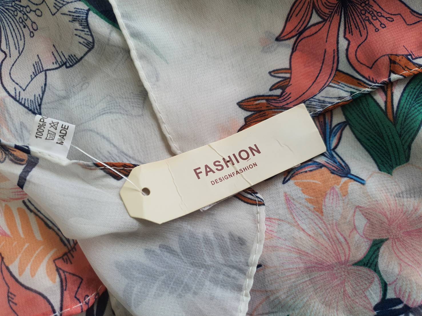 FF05089 เสื้อคลุมชีฟอง สีขาวลายดอกไม้ ของใหม่ อก free