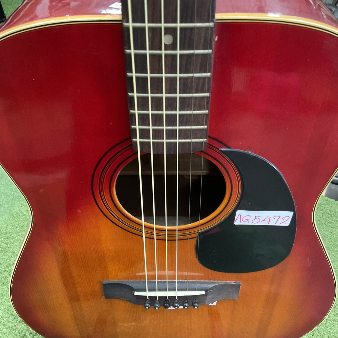 กีต้าร์โปร่ง Morales : MF150