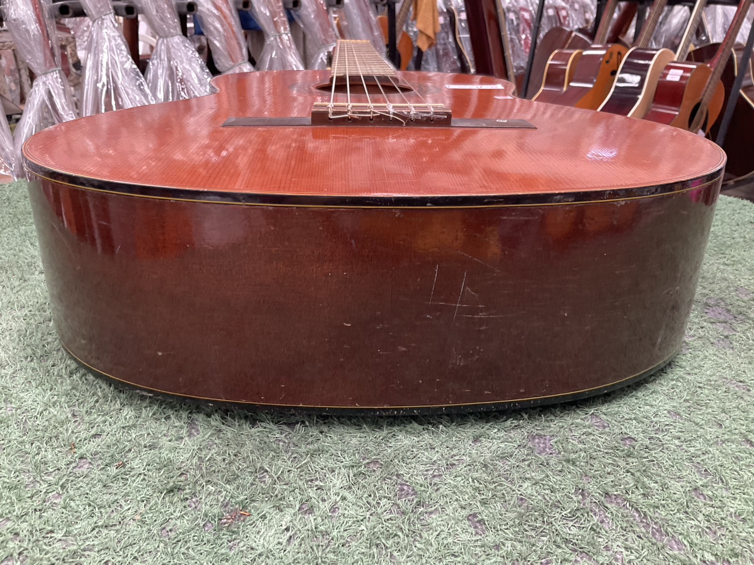 กีต้าร์คลาสสิค YAMAHA : G-70A