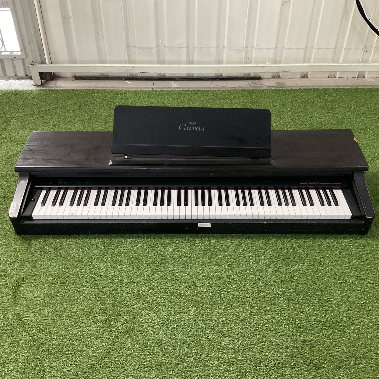 เปียโน YAMAHA : Clavinova CLP-122
