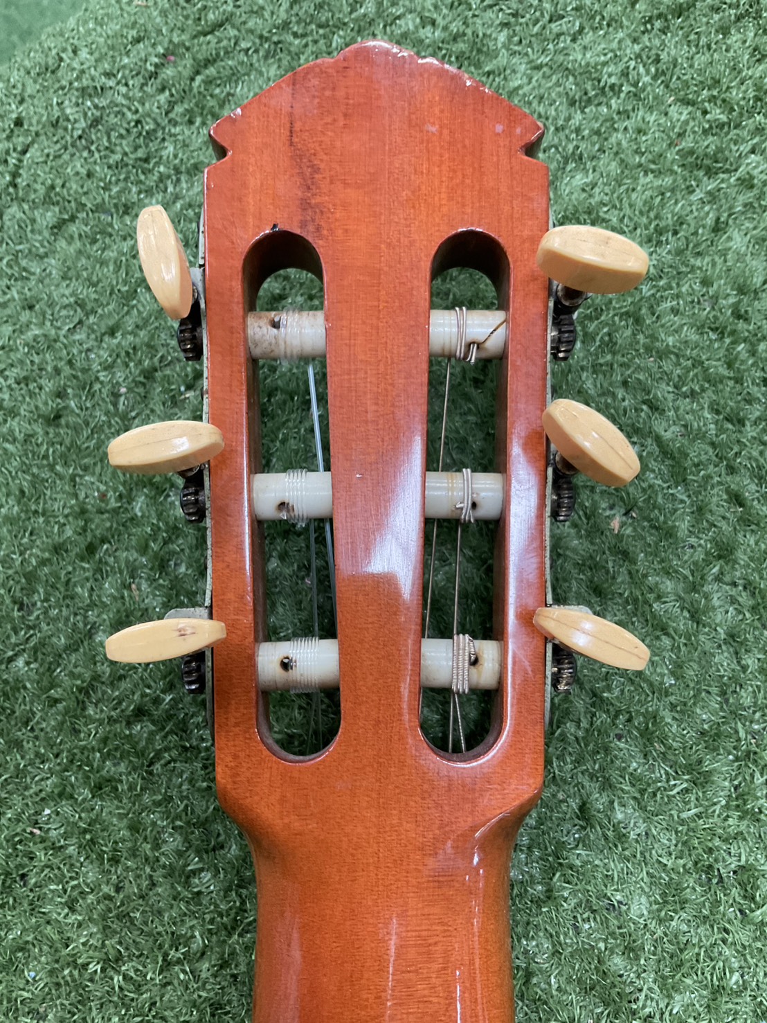 กีต้าร์คลาสสิค YAMAHA : G-70D