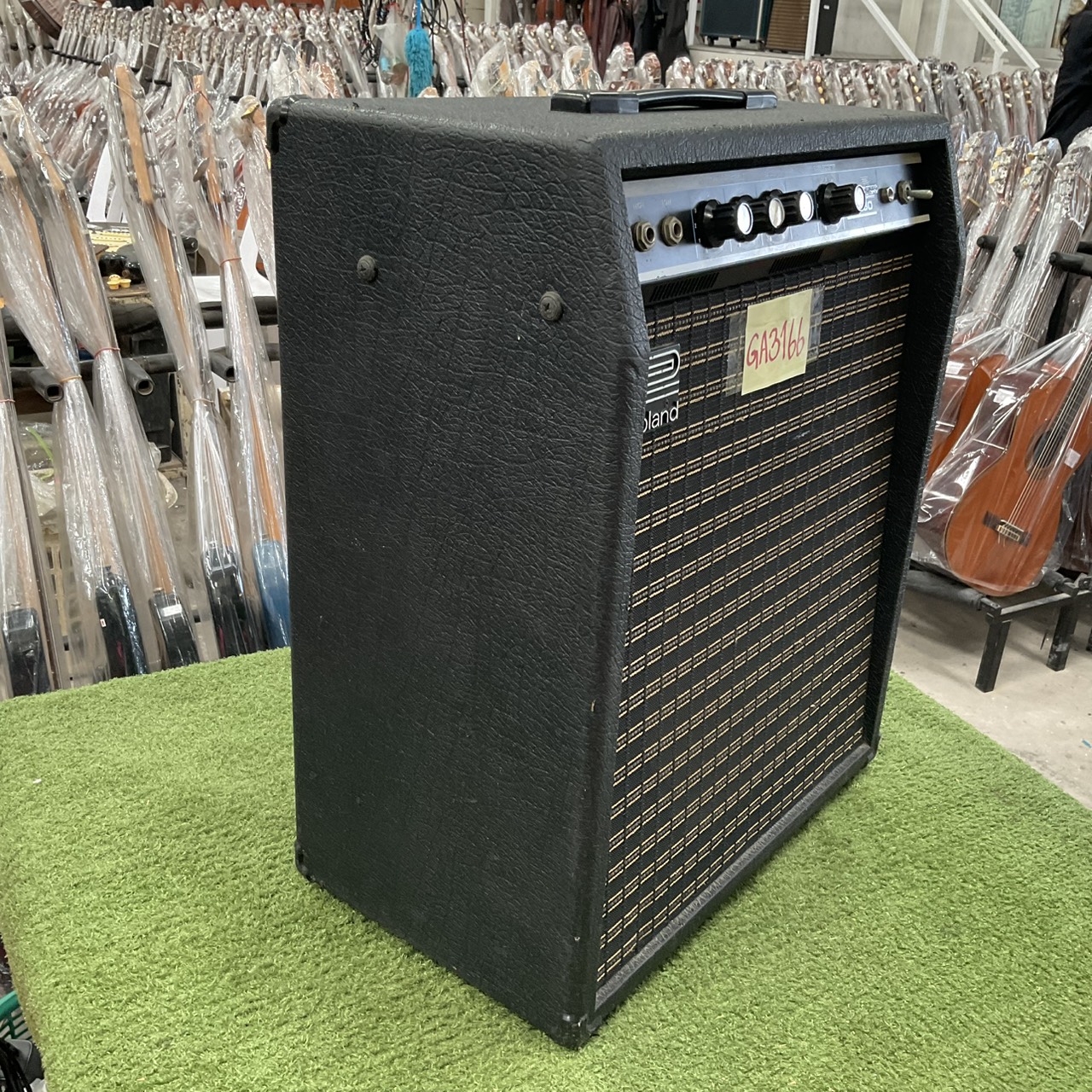 แอมป์กีต้าร์ Roland : GB-30