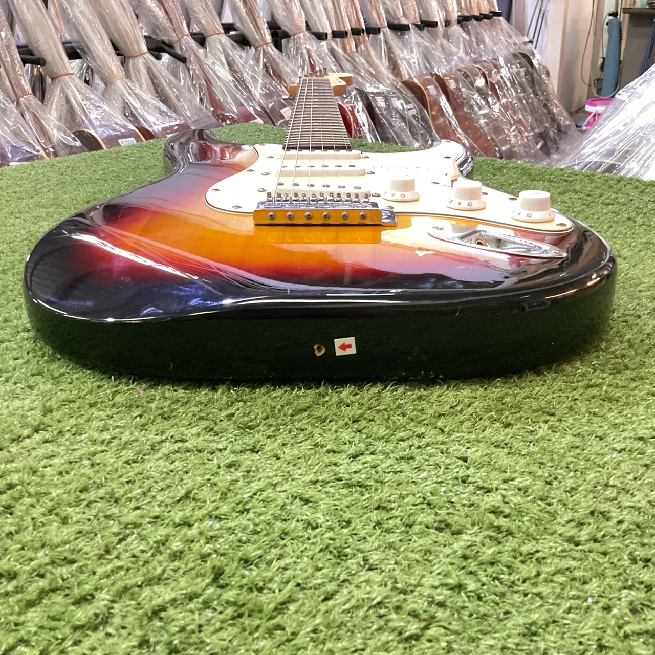 กีต้าร์ไฟฟ้า Tony Smith