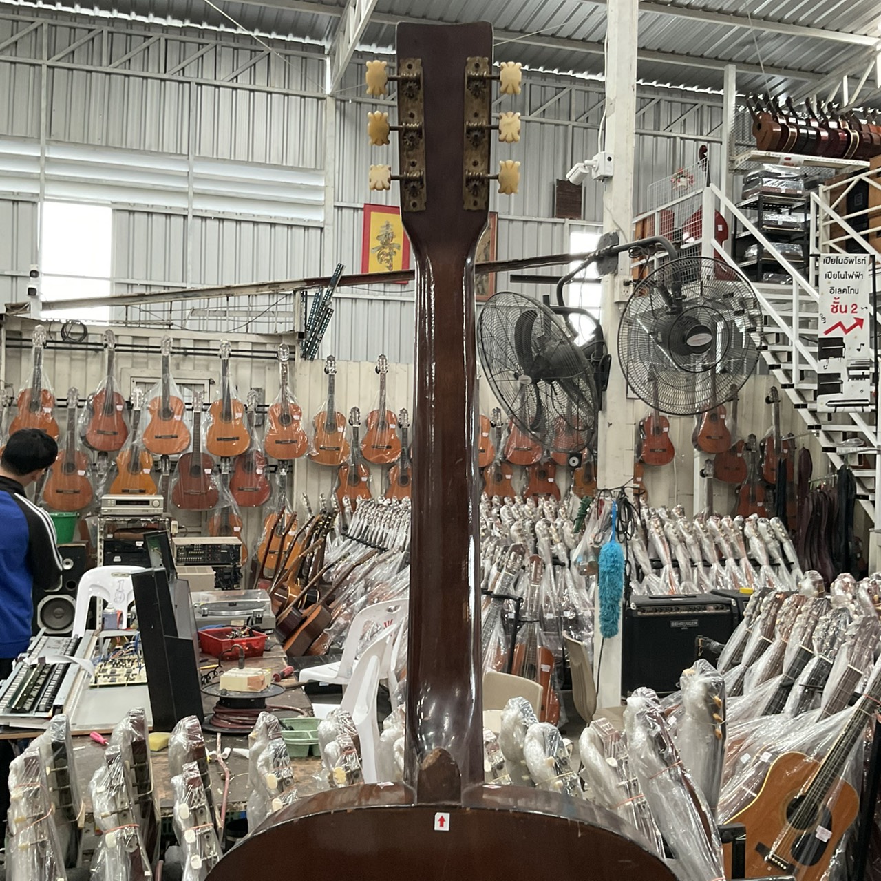 กีต้าร์โปร่ง Enjoy Found