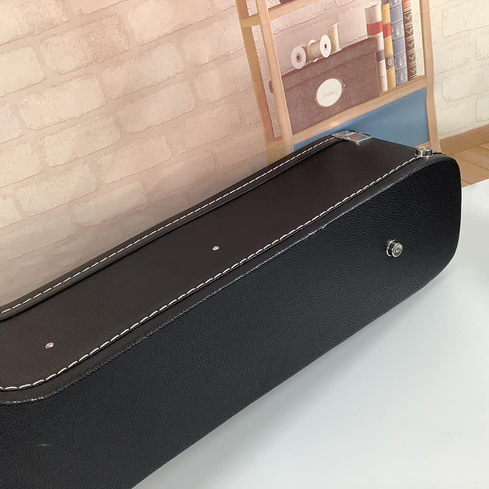 กล่องเคสกีต้าร์โปร่ง