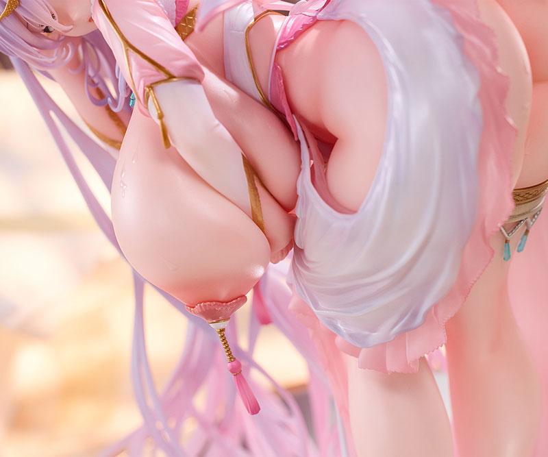 [Bonus] "The Tall, Big-Breasted Dragon Who Doesn't Know Anything About Naughty Things" Ireina Fartagna 1/5 Complete Figure(Pre-order)(Single Shipment)