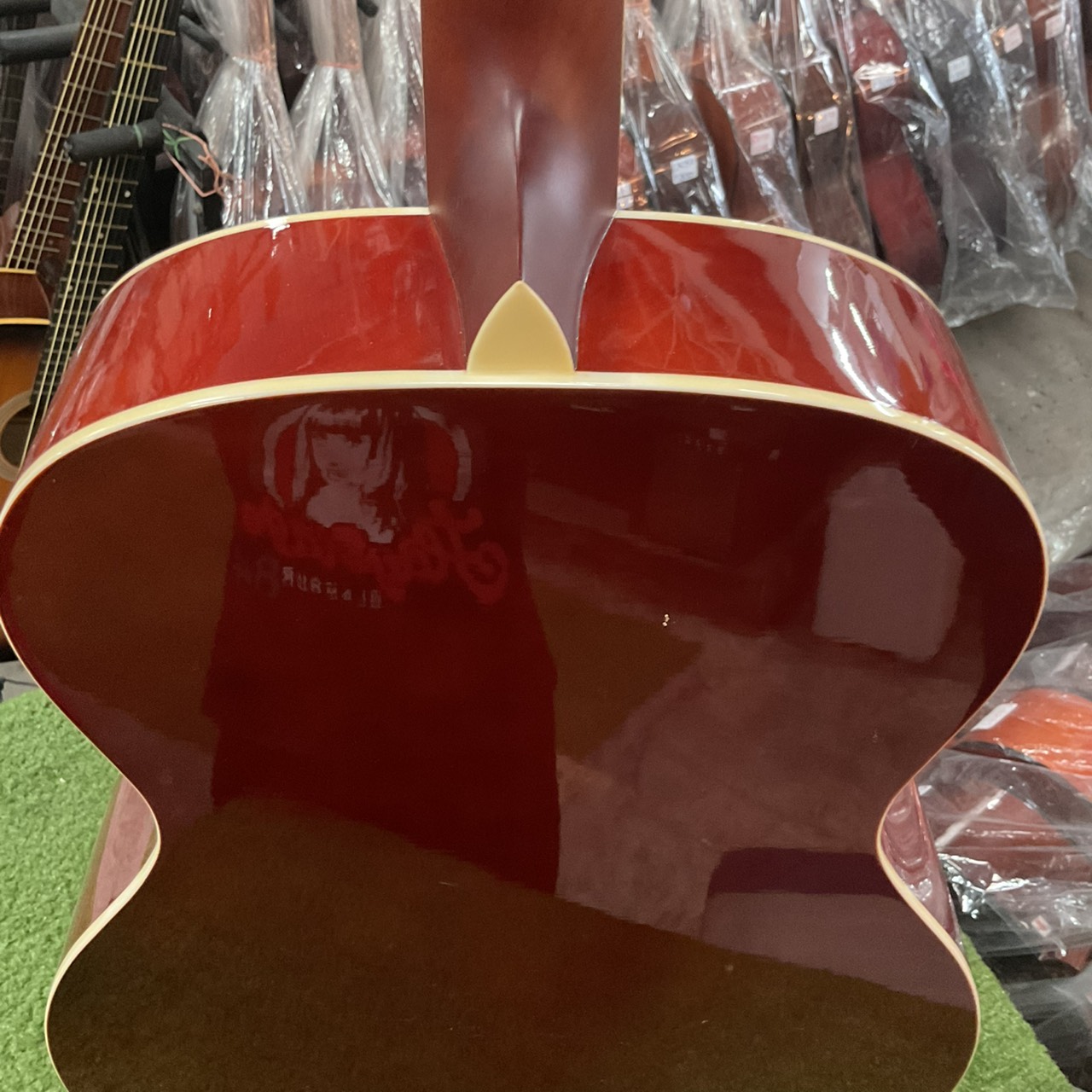 กีต้าร์โปร่ง Falcon : FSG-1F CAO