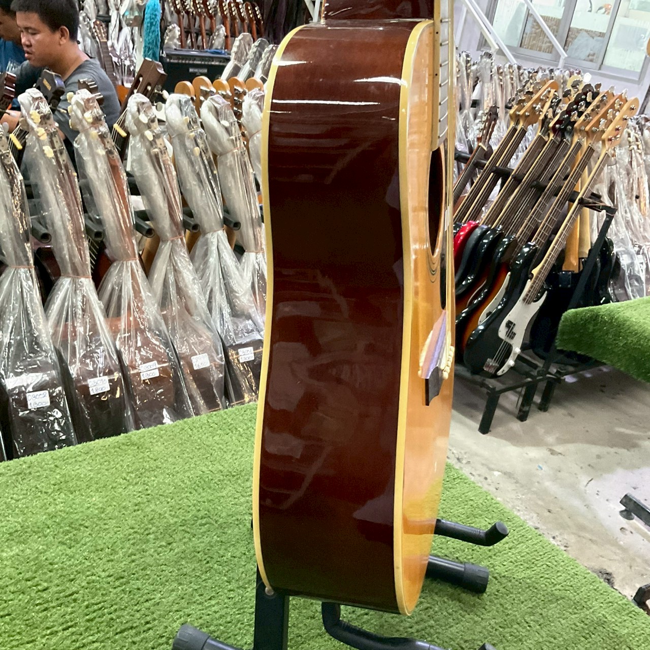 กีต้าร์โปร่ง Marales : MW-200