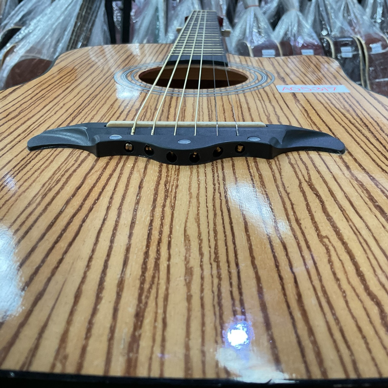 กีต้าร์โปร่ง Chelldee