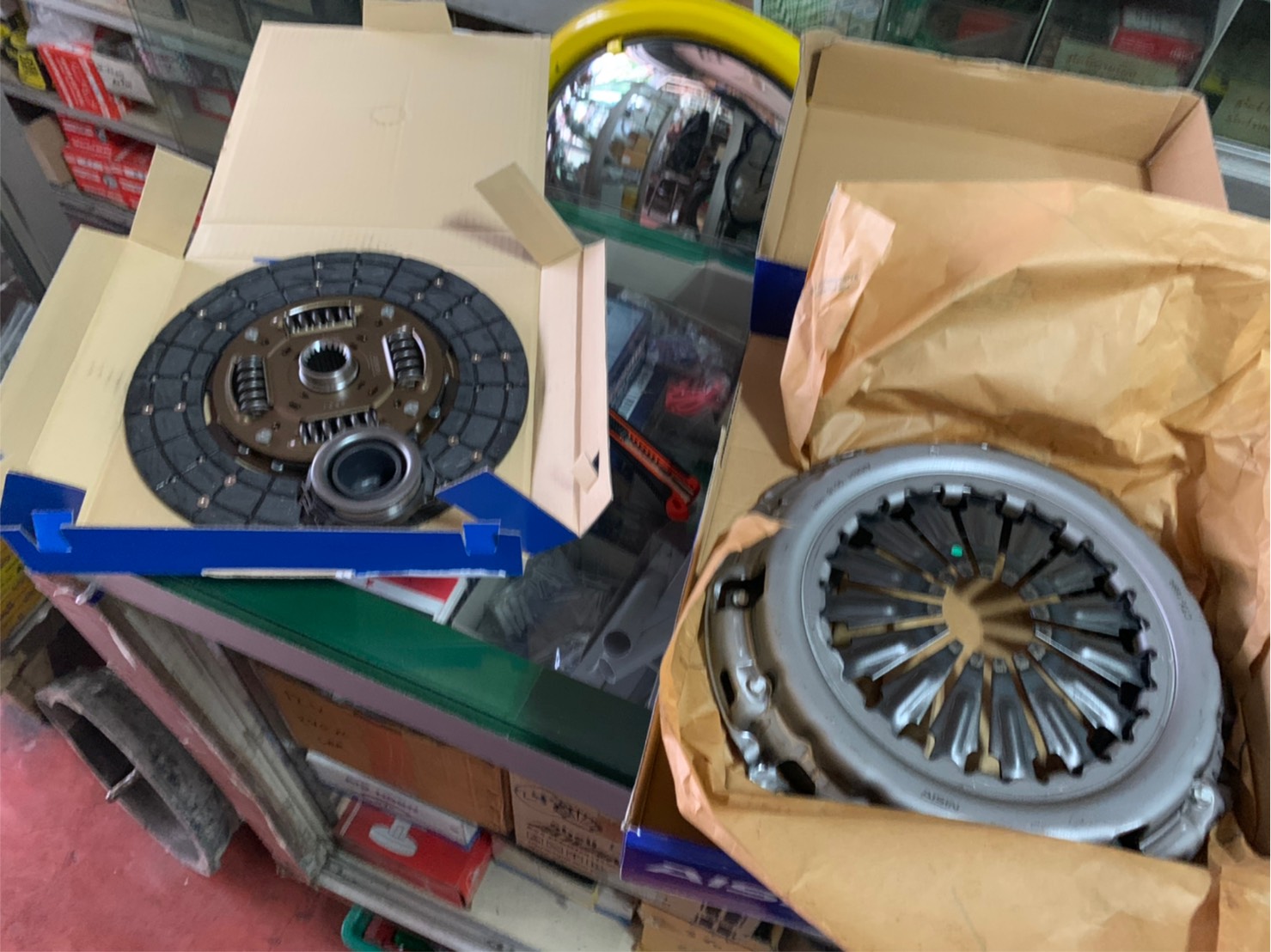 ชุดยกคลัชท์ จาน หวี ลูกปืนคลัชท์ TOYOTA REVO ขับ2 ตัวเตี้ย จาน 11 นิ้ว เครื่อง 2400CC 6 เกียร์