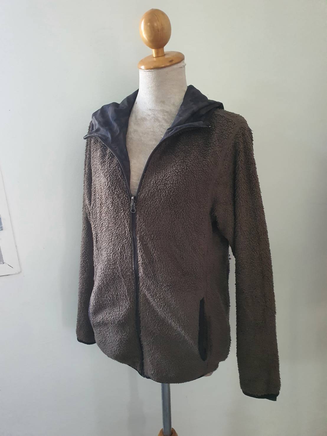 FF06473 เสื้อคลุมมีฮูด สีน้ำตาล มือสอง ใส่ได้2ด้าน อก 38 นิ้ว