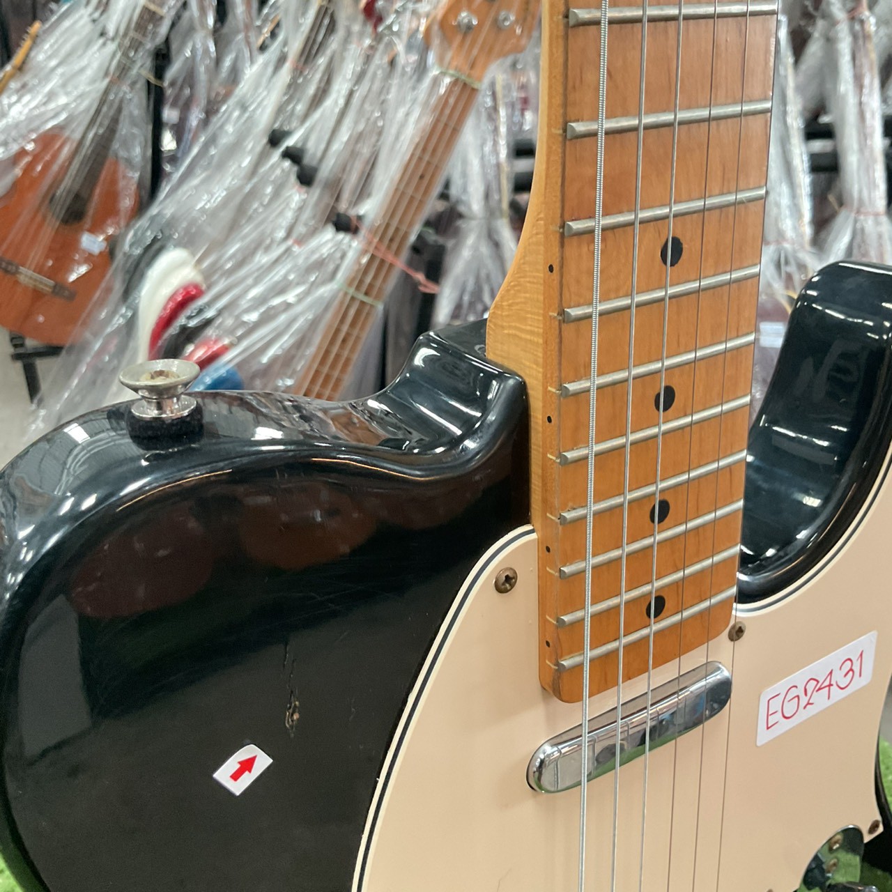 กีต้าร์ไฟฟ้า No Brand