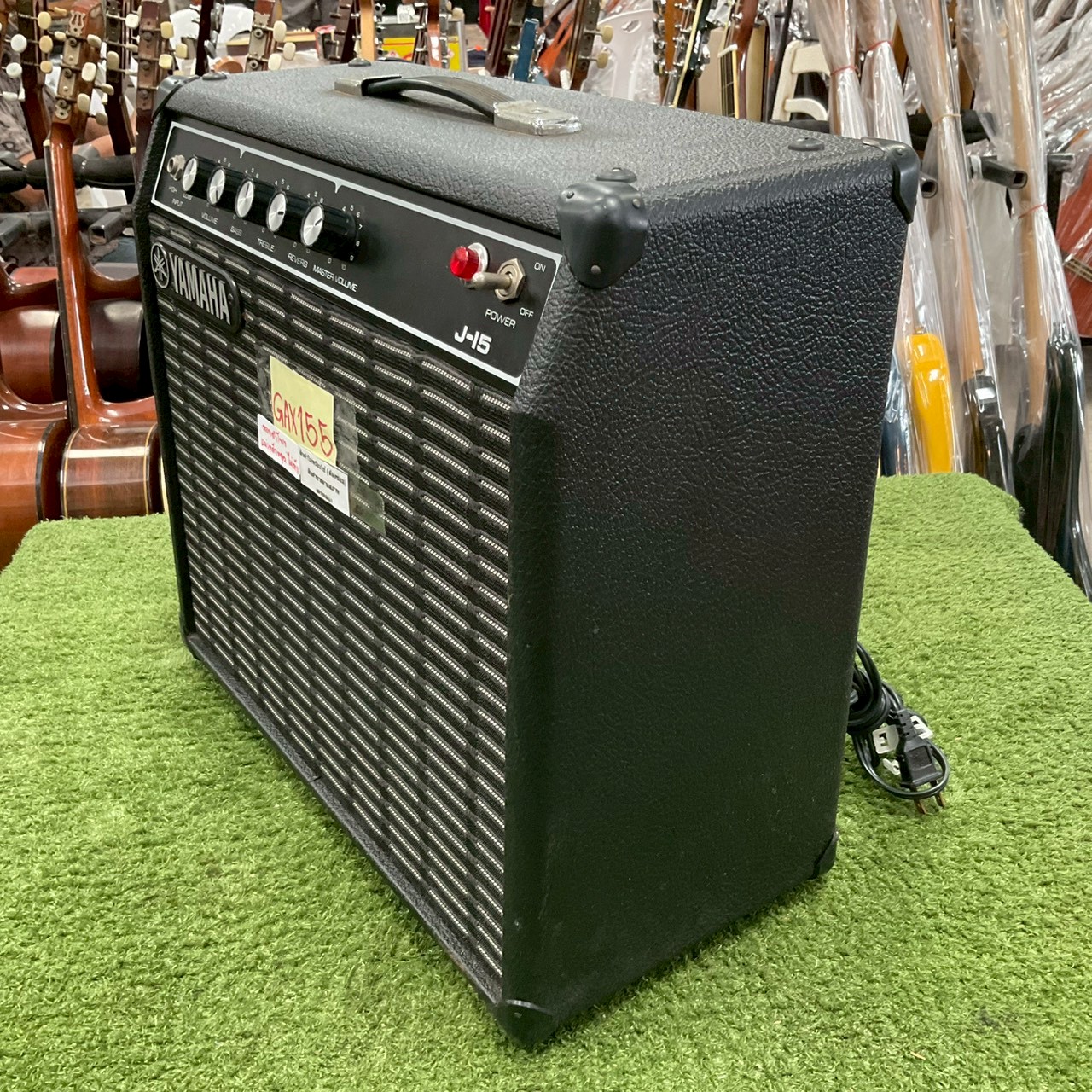 แอมป์กีต้าร์ YAMAHA : J-15 สินค้าไม่พร้อมใช้งาน (ต้องซ่อม)