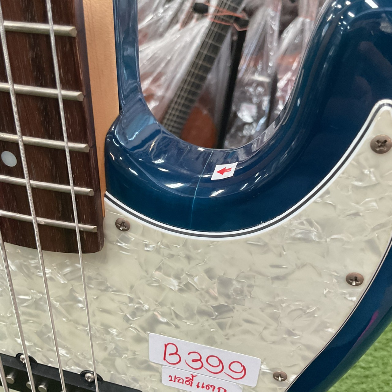 กีต้าร์เบส SELDER