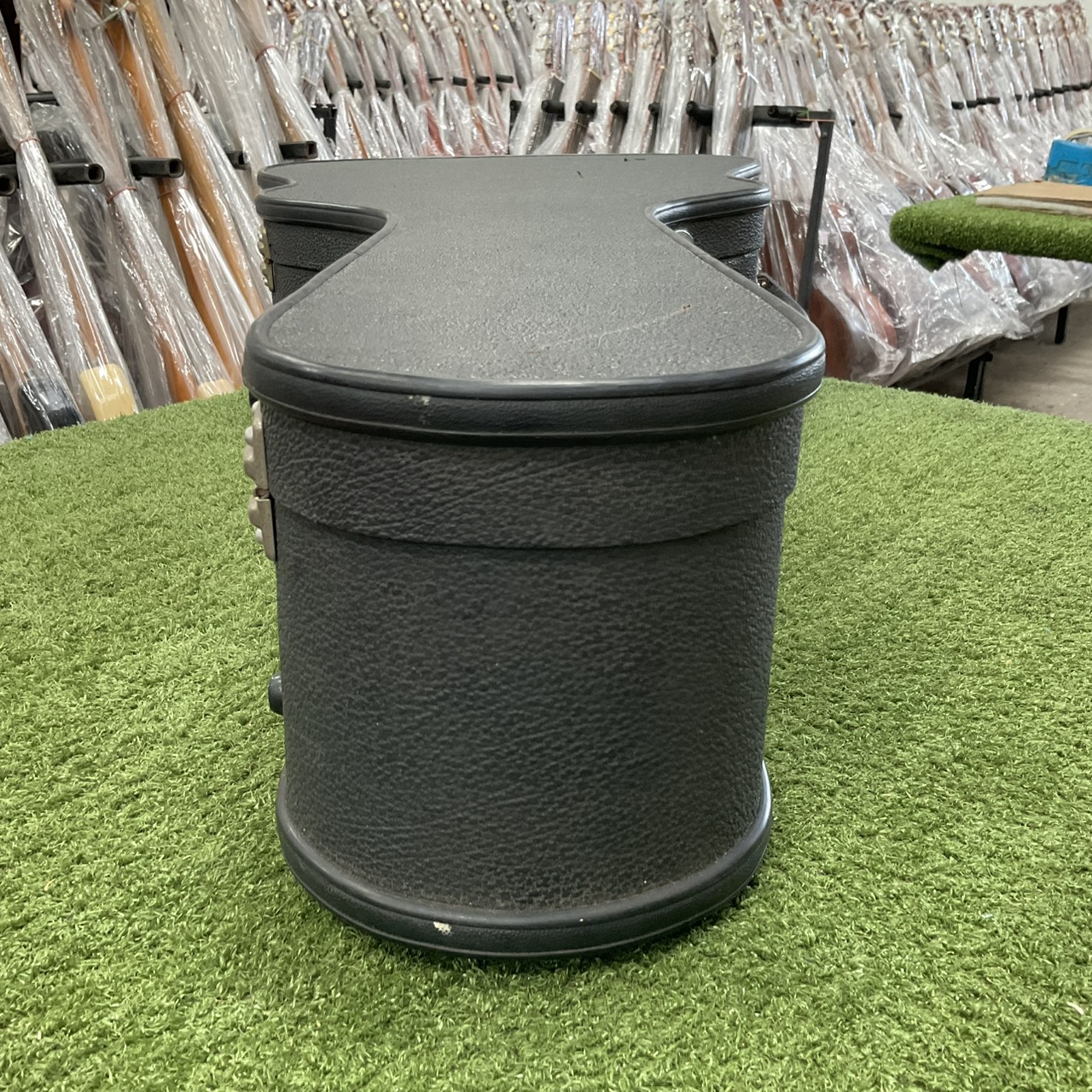 กล่องเคสกีต้าร์โปร่ง