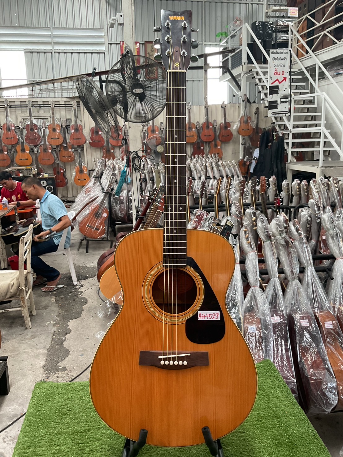 กีต้าร์โปร่ง YAMAHA : FG-152