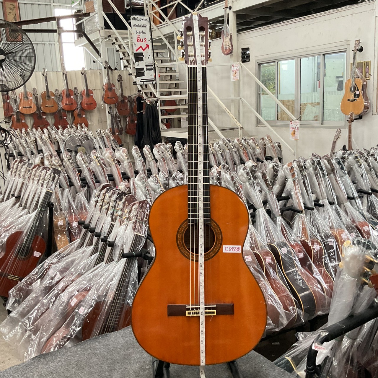 กีต้าร์คลาสสิค YAMAHA : C-180