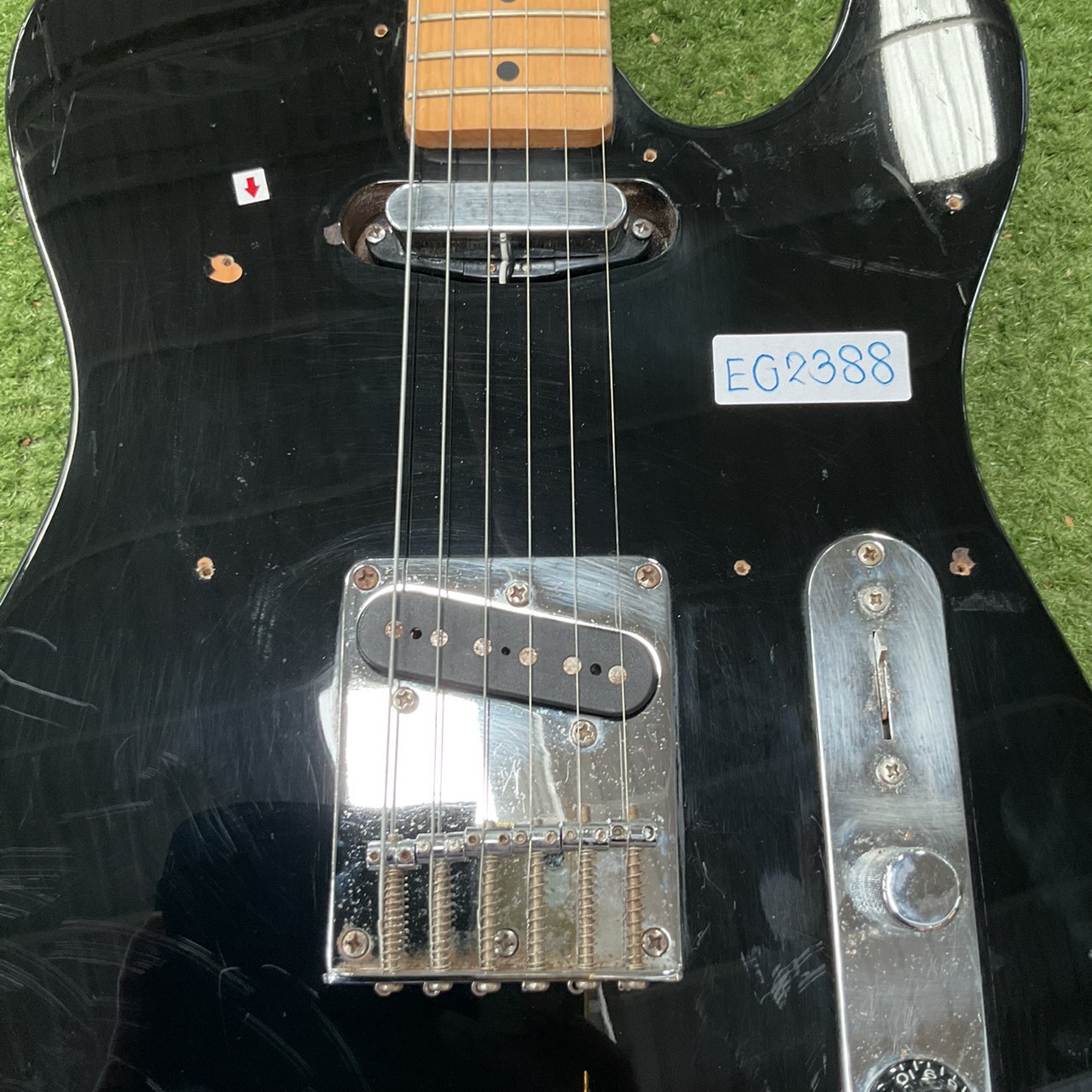 กีต้าร์ไฟฟ้า SQUIER