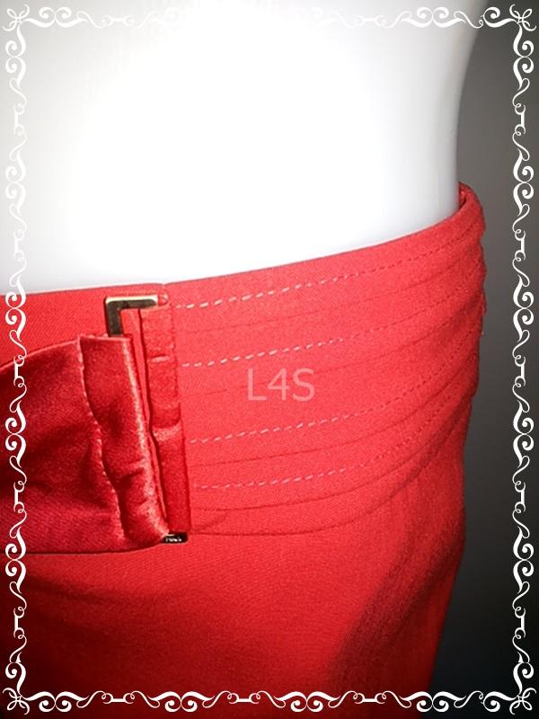 FF01327 ของใหม่ กระโปรง สีแดง แบรนด์ MICHAA เอว 28 นิ้ว