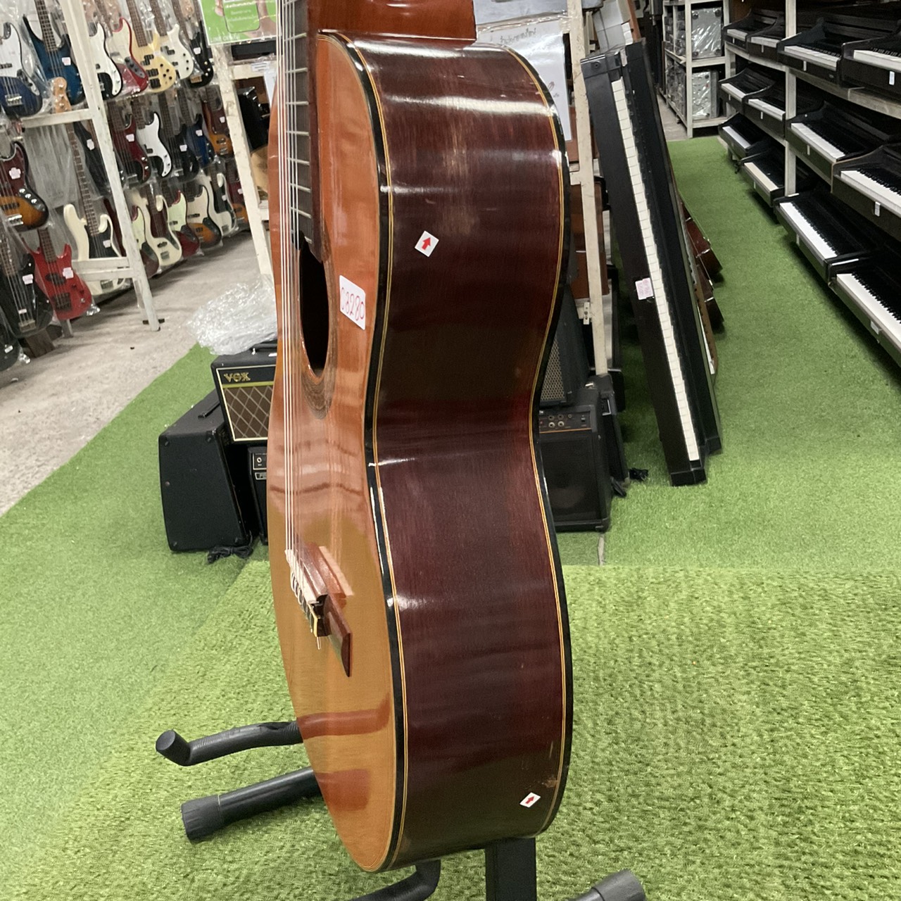 กีต้าร์คลาสสิค Aanton : No.120