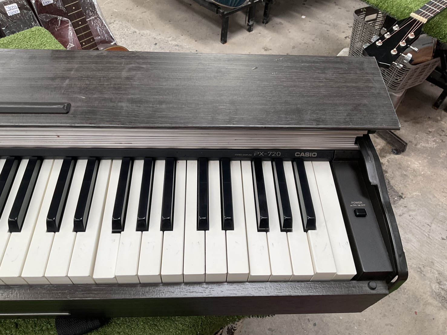 เปียโน CASIO : PX-720 สินค้าไม่พร้อมใช้งาน (ต้องซ่อม)