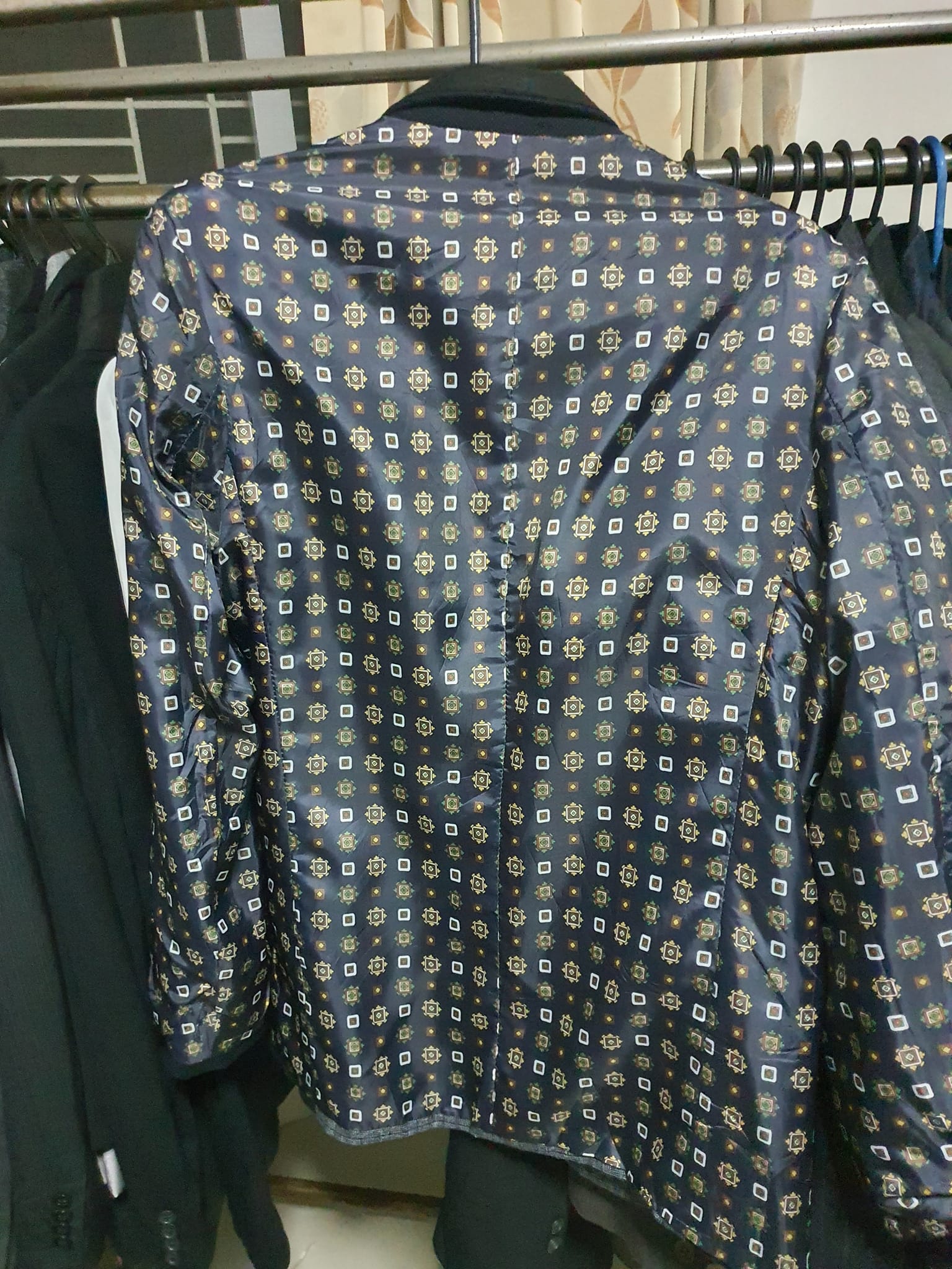 SUIT C0009 เสื้อสูท นำเข้า มือสอง สีเทาดำ DAHRONGYING อก 38 นิ้ว