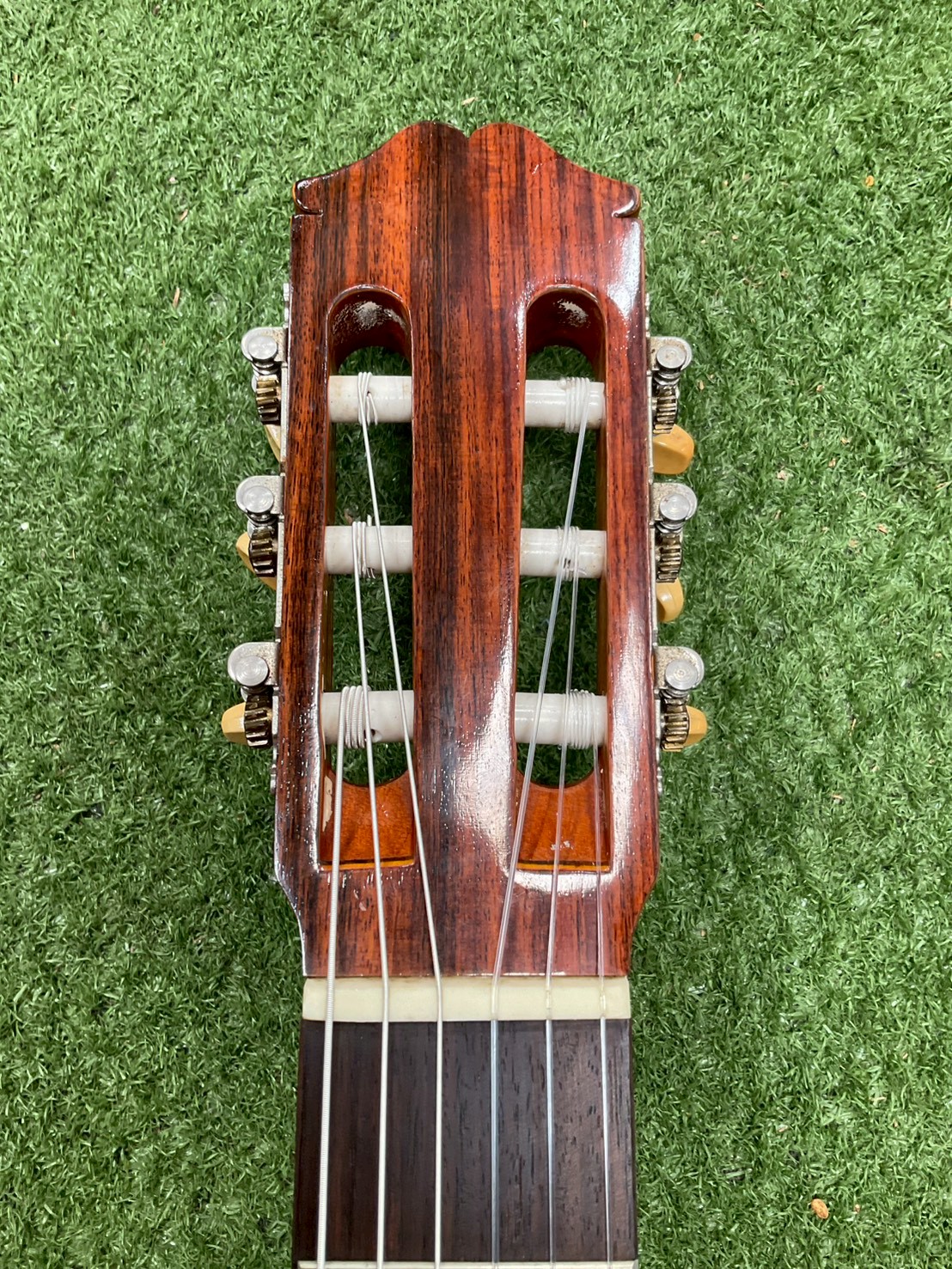 กีต้าร์คลาสสิค Aria : SA-15