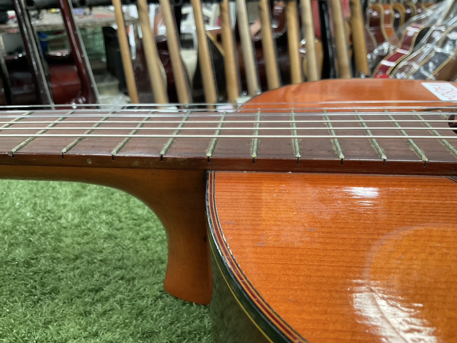 กีต้าร์คลาสสิค YAMAHA : G-70D