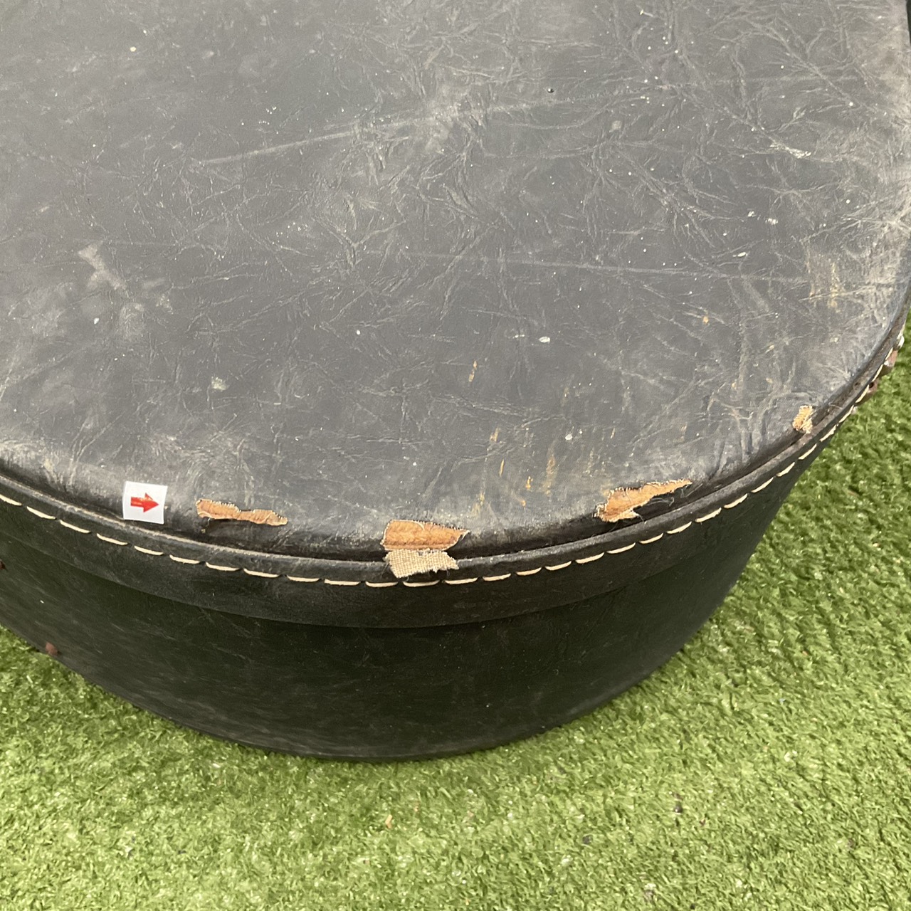 กล่องเคสกีต้าร์โปร่ง