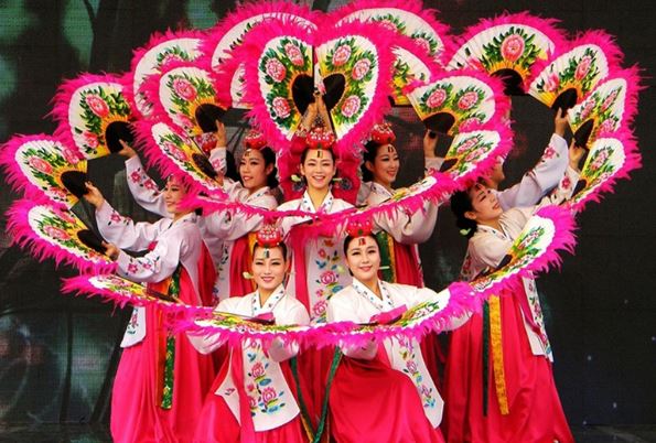 พัดฟ้อนรำเกาหลีแบบพรีเมี่ยม 한국 무용 팬 Korean Dance Fans