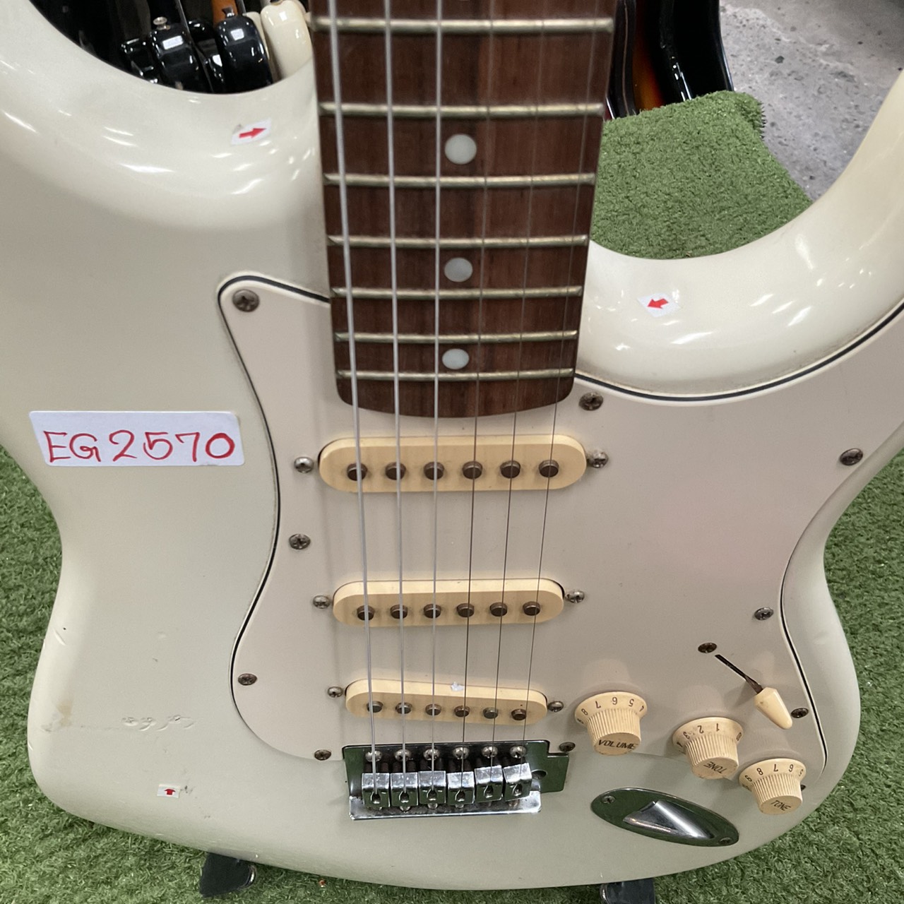 กีต้าร์ไฟฟ้า Photogenic