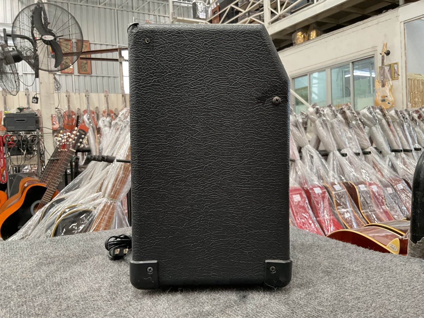 แอมป์กีต้าร์ DYNA MUFF : DG1500