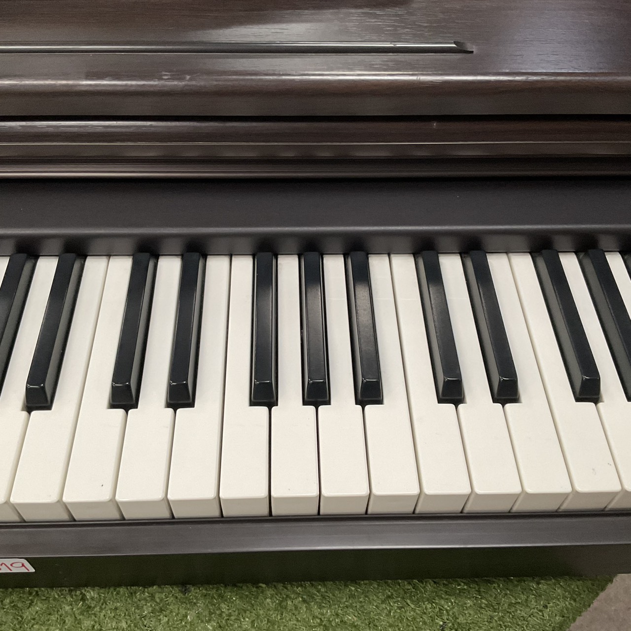 เปียโน CASIO : CDP-7000 สินค้าไม่พร้อมใช้งาน (ต้องซ่อม)