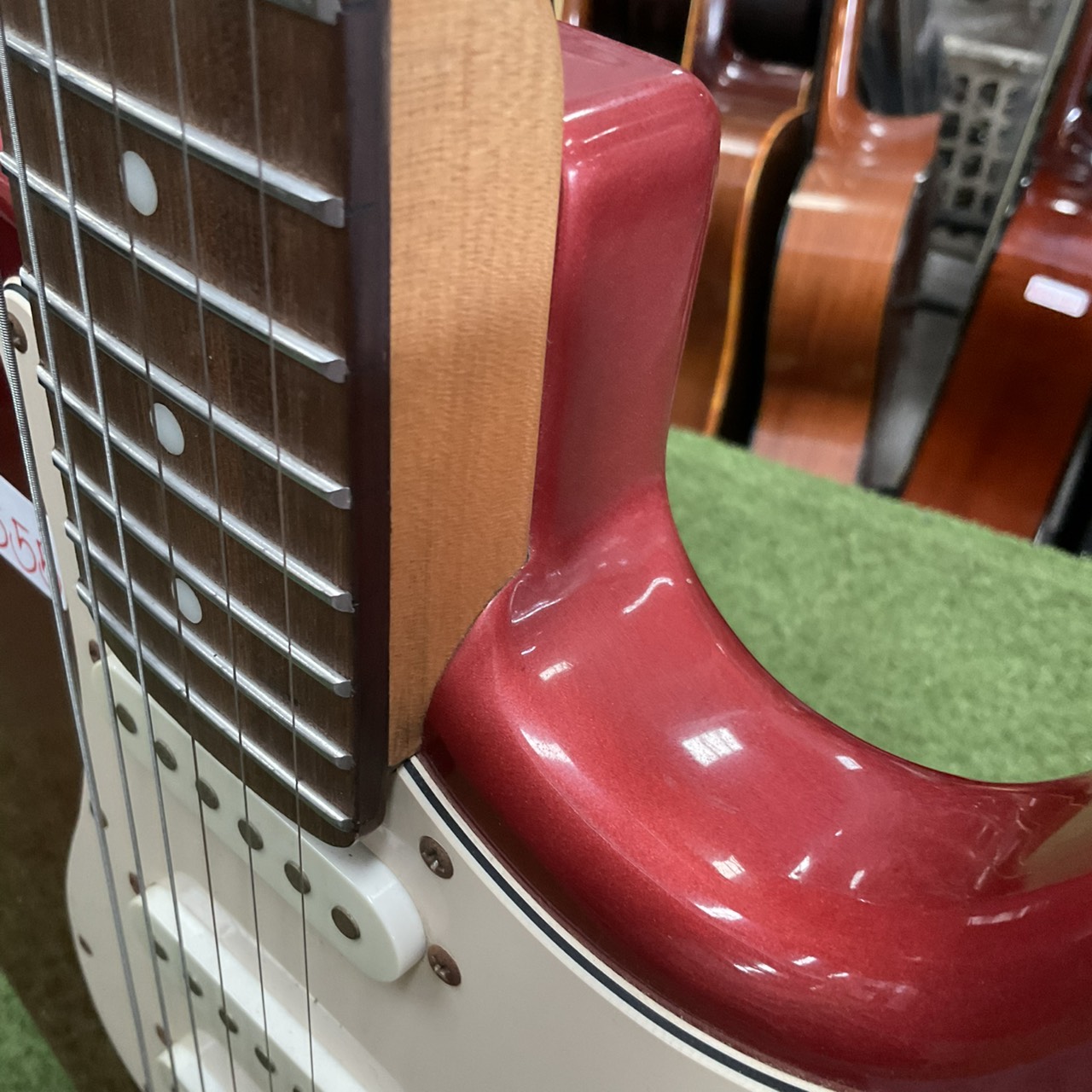 กีต้าร์ไฟฟ้า BUSKER'S