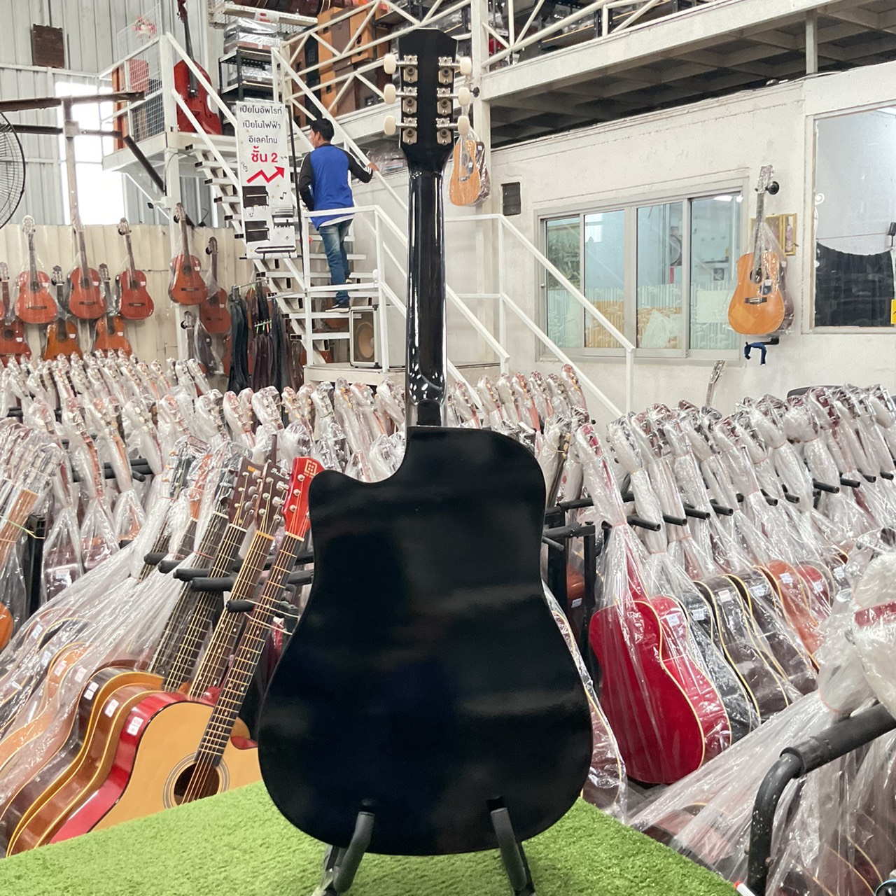 กีต้าร์โปร่ง Chelldee