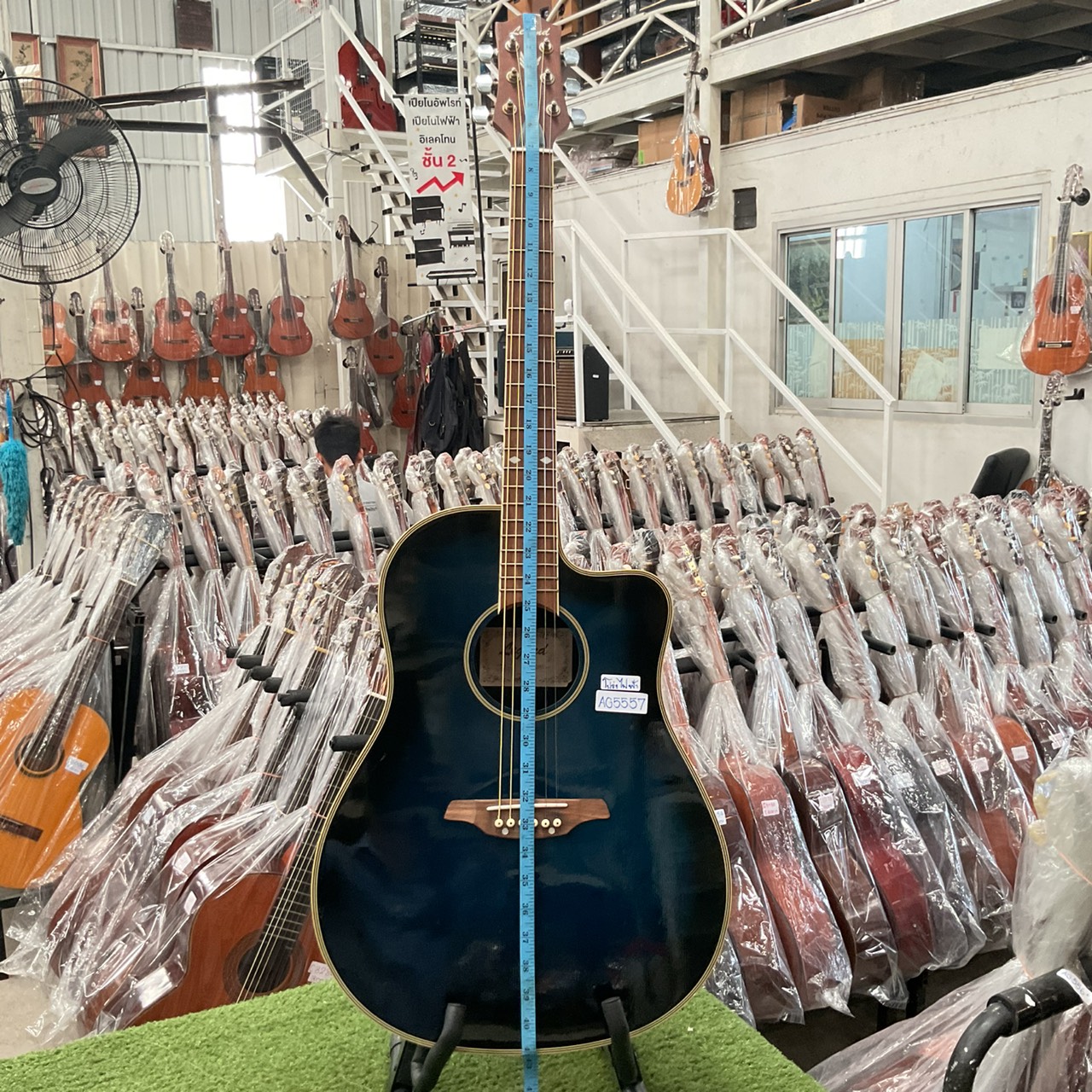 กีต้าร์โปร่งไฟฟ้า Legend : LMB-38