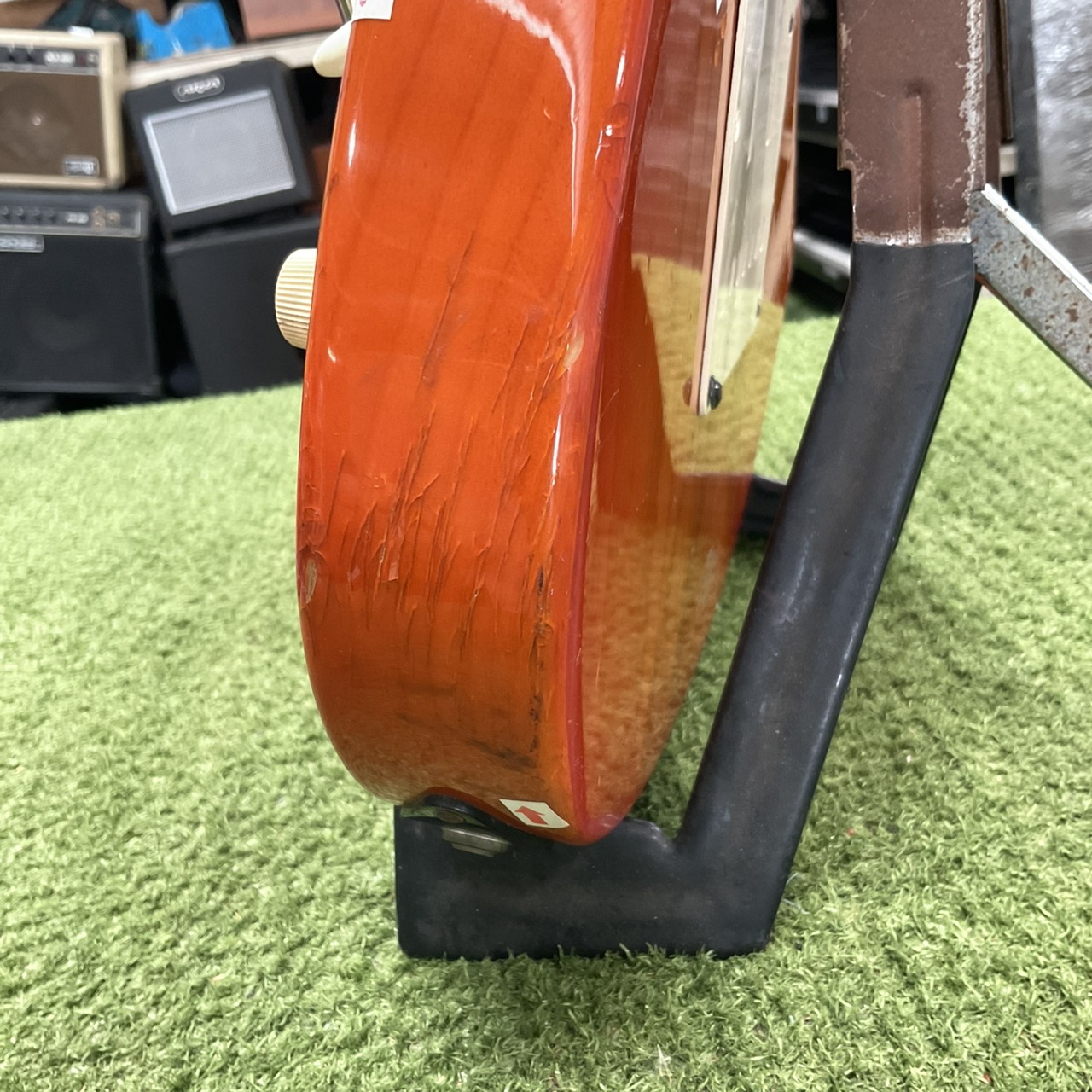 กีต้าร์ไฟฟ้า YAMAHA : YGS 112T