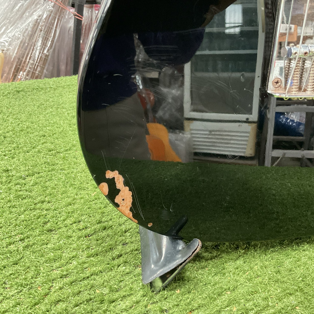 กีต้าร์ไฟฟ้า SQUIER