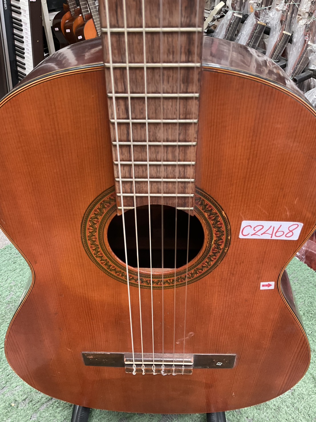 กีต้าร์คลาสสิค YAMAHA : G-70A