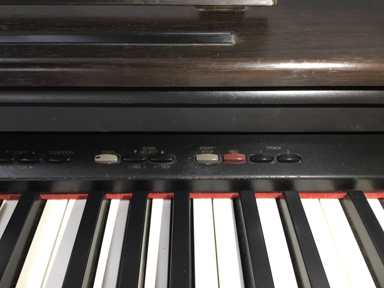 เปียโน YAMAHA : YDP-201