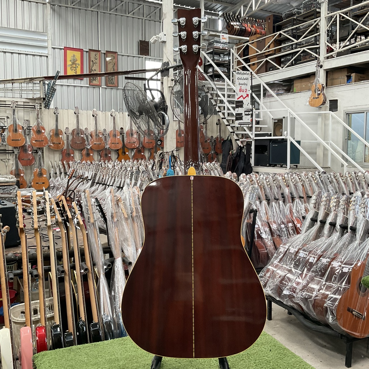 กีต้าร์โปร่ง YAMAHA : FG-151