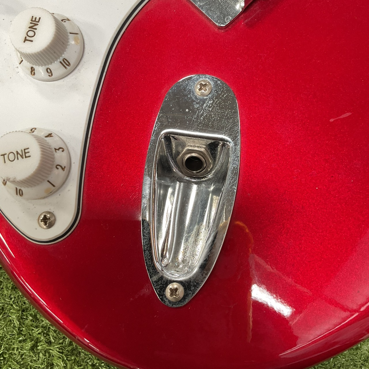 กีต้าร์ไฟฟ้า Giannini (สำหรับมือซ้าย)