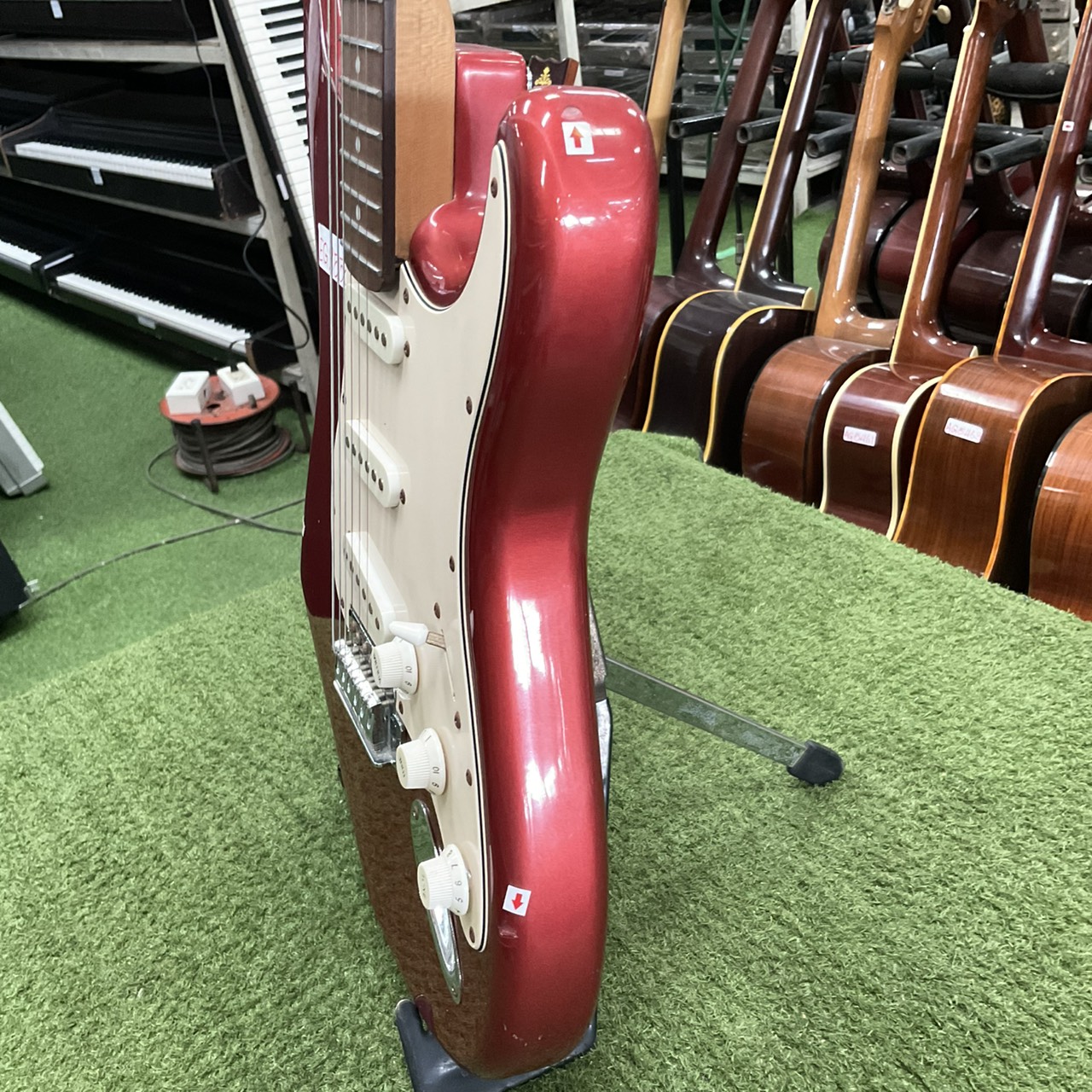 กีต้าร์ไฟฟ้า BUSKER'S