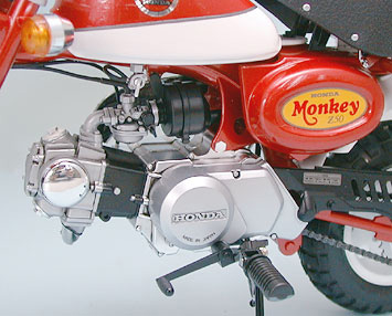 โมเดลมอเตอร์ไซด์ทามิย่า ขนาด 1/6 Tamiya TA16030 Honda Monkey 2000 Anniversary