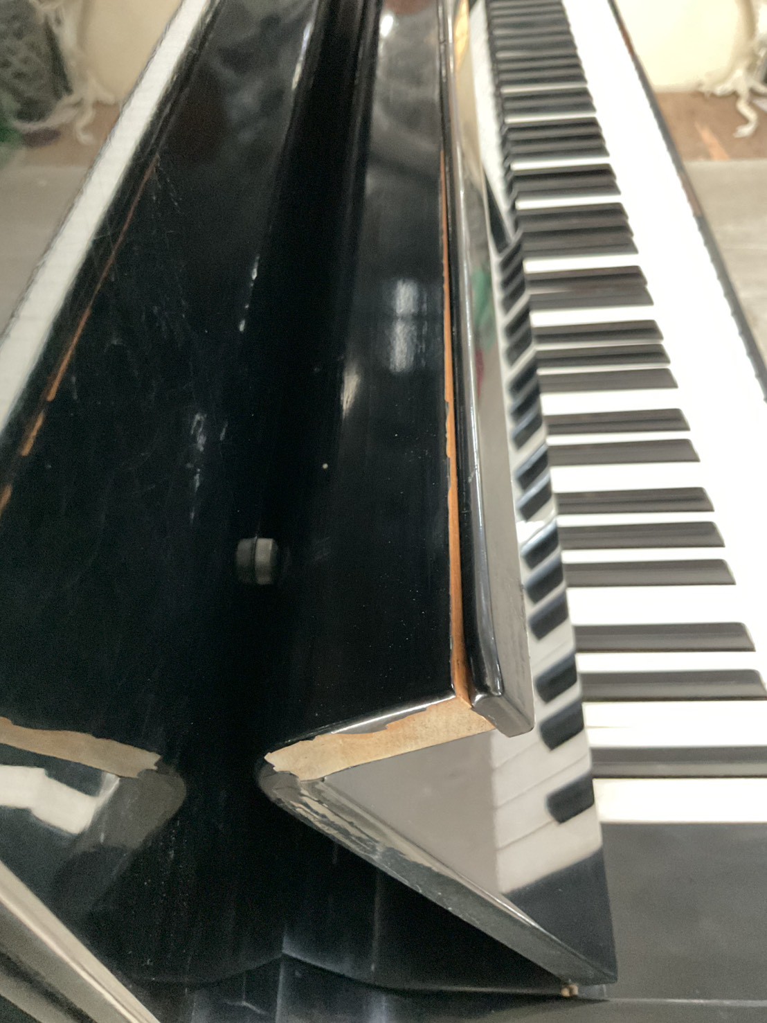 เปียโนอัพไลท์ ZEN-ON : UZ-235