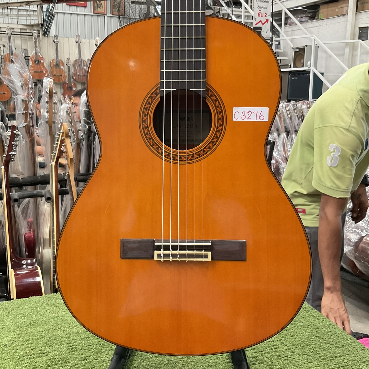 กีต้าร์คลาสสิค YAMAHA : CG-120A