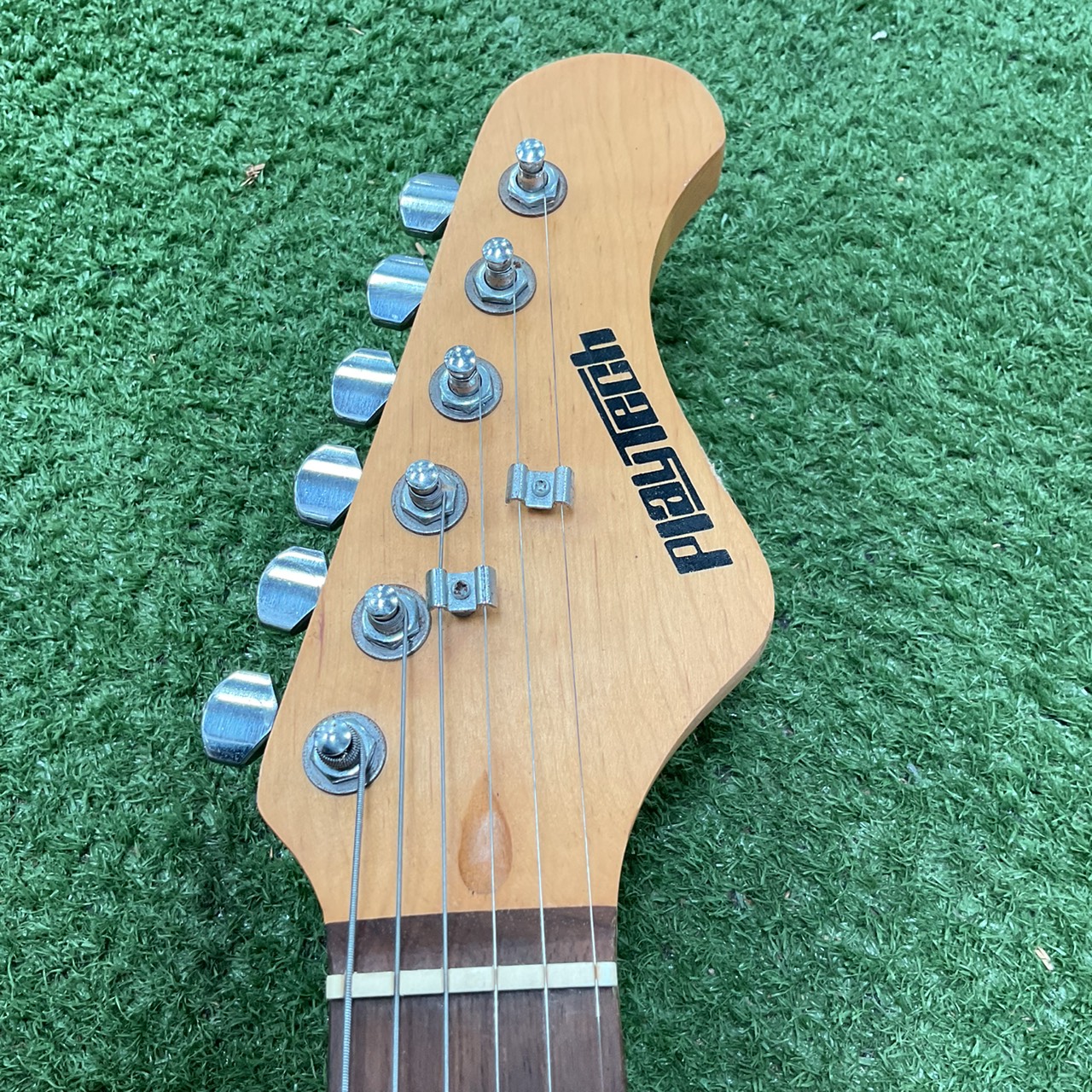 กีต้าร์ไฟฟ้า PlayTech